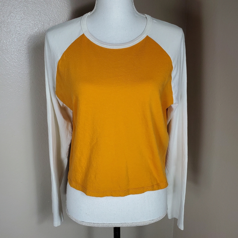Forever 21  2 Tone Pullover Crop  M